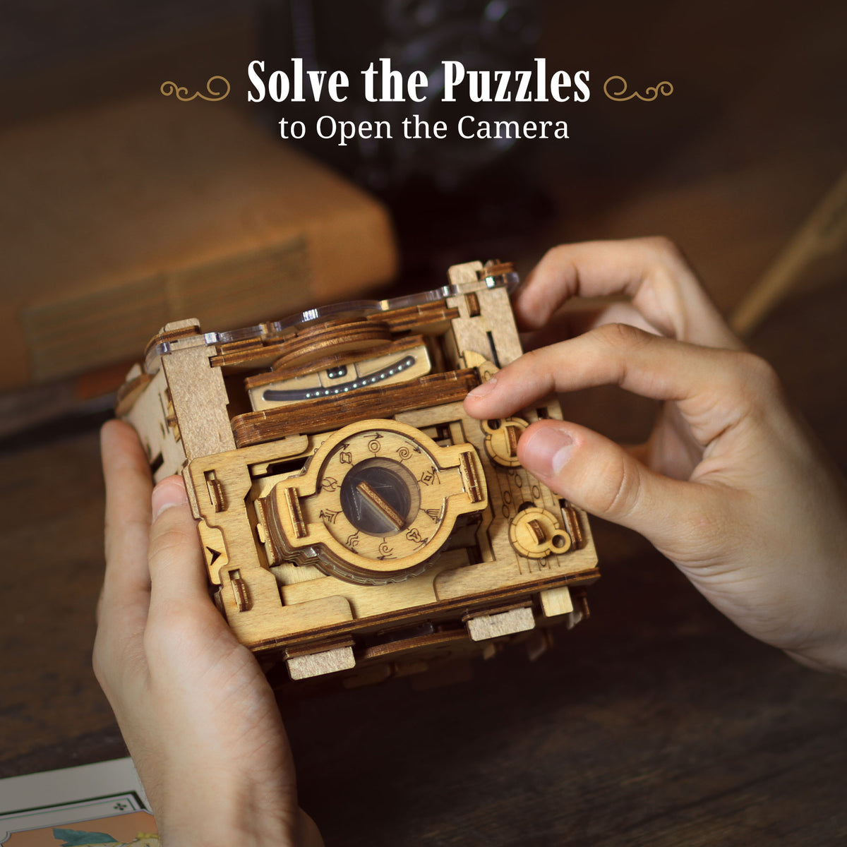 Sherlock's Camera Cluebox Pro: Sequential Discovery Puzzle Box