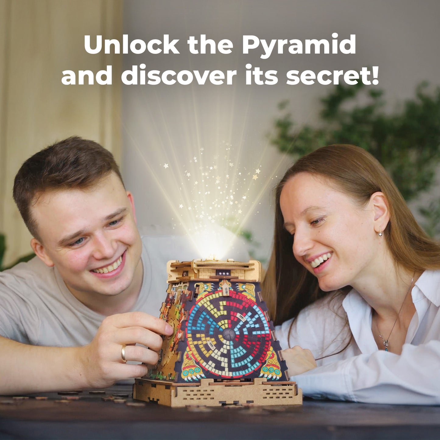 Cluepuzzle Pyramid of the Sun - Jigsaw puzzle box